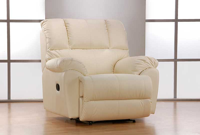 Recliner-amrchair